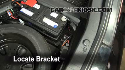 Battery Replacement: 2006-2011 Mercedes-Benz CLS500 - 2006 ... 2004 clk500 fuse box 